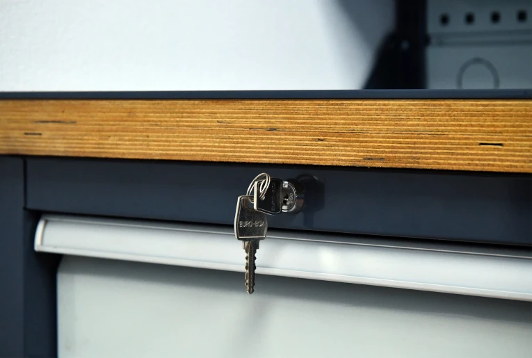 Верстак FBK 205.345-2F купить в Петрозаводске