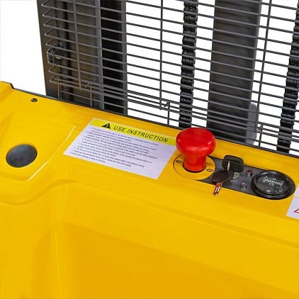 Штабелер электрический самоходный CDD15R-E (N) (1500 кг; 3,3 м; 24В / 105Ач) SMARTLIFT (SMART) купить в Петрозаводске