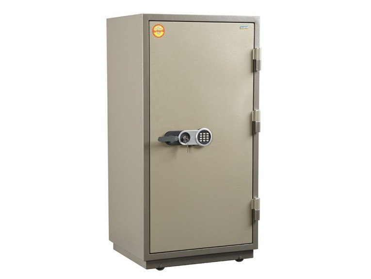 Огнестойкий сейф Valberg FRS-140.T-EL купить в Петрозаводске