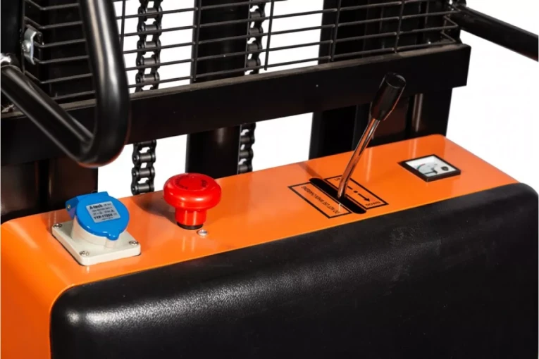 Штабелер электрический самоходный, поводковый 1,2 т-3,5м Вилы: 1150 , АКБ Li - Ion, CL1235J SIBLINE купить в Петрозаводске Штабелер электрический самоходный, поводковый 1,2 т-3,5м Вилы: 1150 , АКБ Li - Ion, CL1235J SIBLINE купить в Петрозаводске