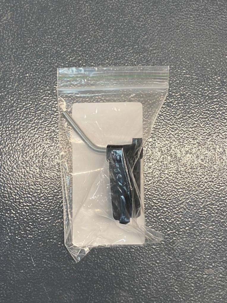 Крючок наклонный 50 мм купить в Петрозаводске